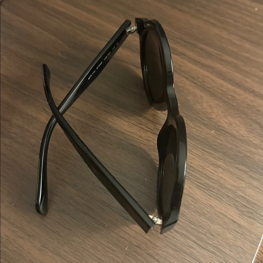 Authentic Prada SPR 11U Sunglasses - Picture 6 of 8